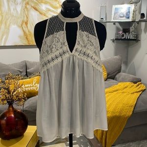 American Eagle top. Size xl